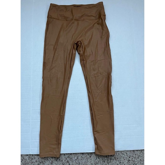 🎉6/$26🎉SANTINY Brown Faux Leather Leggings - Picture 3 of 6